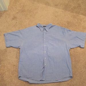 Van Heusen short sleeve button up shirt